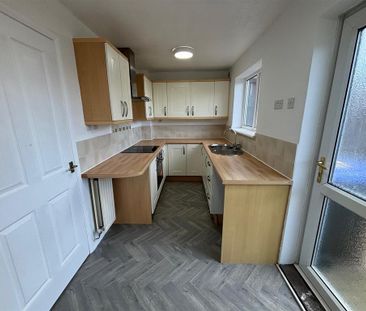 2 bedroom terraced house to rent - Photo 6