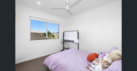 STUNNING FAMILY HOME IN REDLAND BAY! - Photo 5