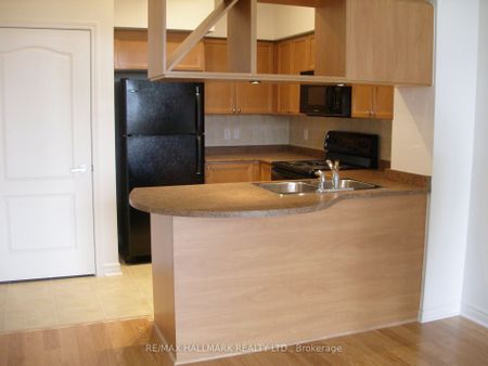 For Lease - 320 City Centre Drive Unit# 317, Mississauga, Ontario - Photo 5