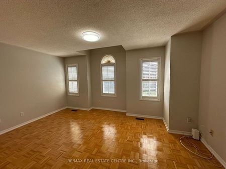 For Lease - 7193 Magistrate Terrace, Mississauga, Ontario - Photo 5