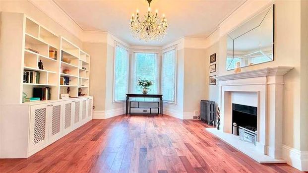 Lichfield Gardens, Richmond, TW9 - Photo 1