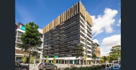 MODERN INNER-CITY APARTMENT WITH LIFESTYLE CONVENIENCE - Photo 5