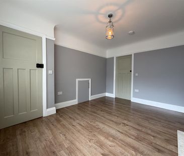 Heather Road, Heswall - Photo 3