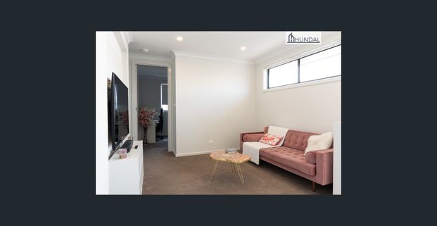 Luxurious & Sophisticated -Simply the best! - Photo 1