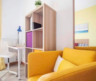 Via Fiume delle Perle, Rome, Lazio 00144 - Photo 1