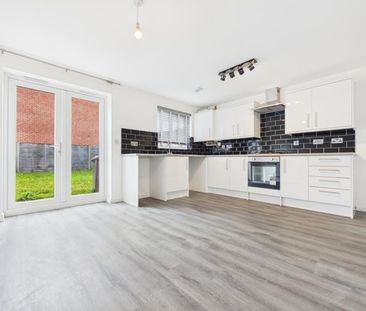 Thatcham Avenue, Kingsway - Photo 6