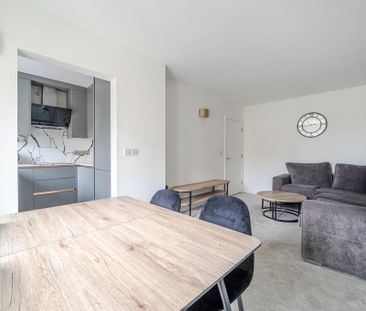 2 bedroom apartment to rent - Photo 3