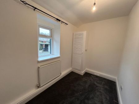 2 bedroom terraced house to rent - Photo 5