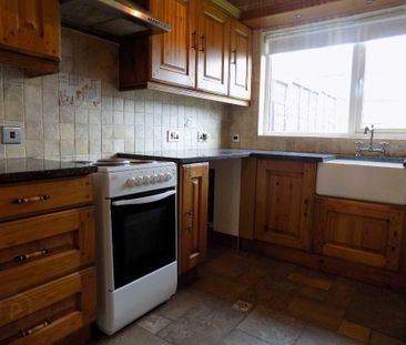 34 Charles Drive, Ballyclare, BT39 9BX - Photo 1