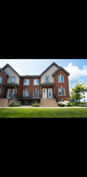 Très Grand 4 1/2 Style Condo - Photo 1