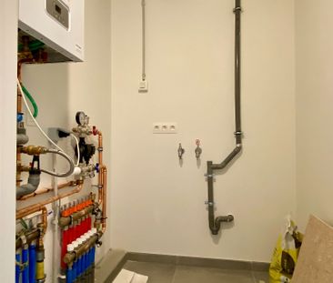 Gelijkvloers appartement te huur in Kortrijk - Photo 2