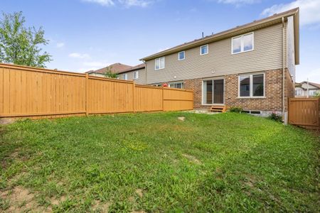 For Lease - 84 Couling Crescent, Guelph, Ontario - Photo 2