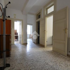 Quadrilocale in affitto - Photo 2