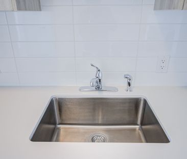 For Lease - 2475 Old Bronte Road Unit# 804, Oakville, Ontario - Photo 6