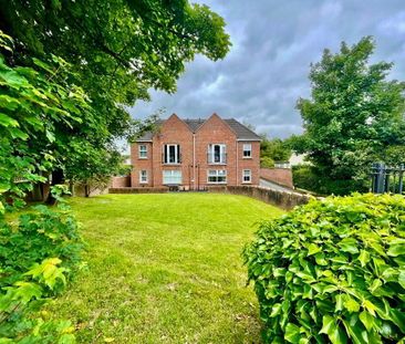 417h Antrim Road, Newtownabbey, BT36 5ED - Photo 2