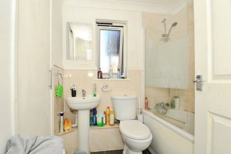 Swallowfield, Peterborough, Peterborough, PE4 5BN, Property for rent - Photo 4