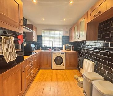 3 bedroom detached house to rent - Photo 5