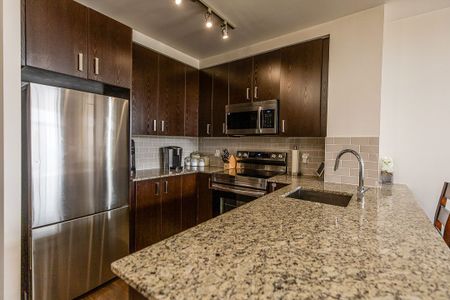 For Lease - 11611 Yonge Street Unit# 516, Richmond Hill, Ontario - Photo 4