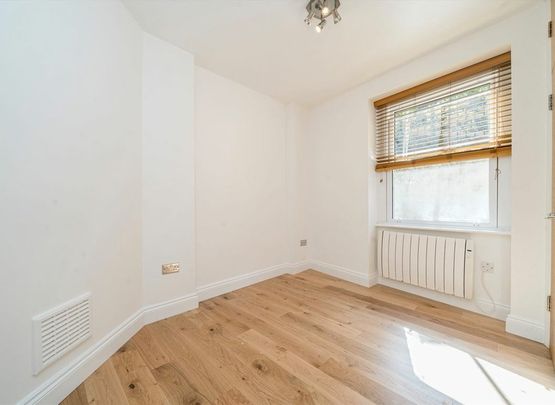 Chiswick Road - Photo 1