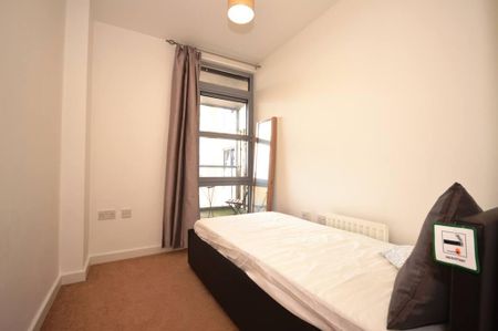 2 bedroom flat to rent - Photo 5