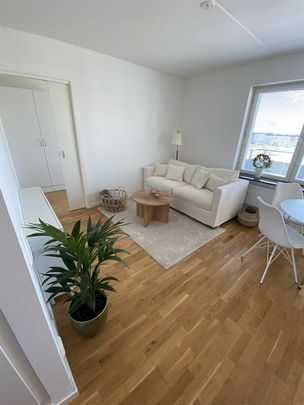 Ljus och välplanerad tvåa i Sundbyberg! - Photo 1