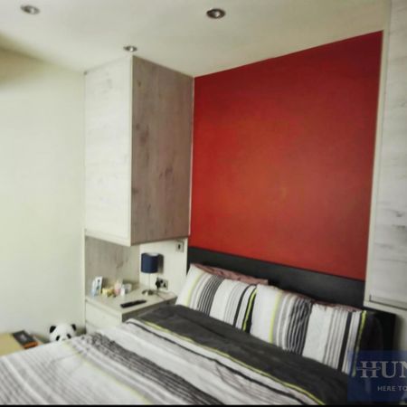 1 bedroom Flat To Let - Photo 4