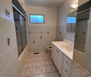 For Lease - 2838 Kingsberry Crescent Unit# Upper, Mississauga, Ontario - Photo 6