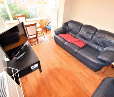 5 Bed - 33 Howden Place, Hyde Park, Leeds - LS6 1PB - Student - Photo 5