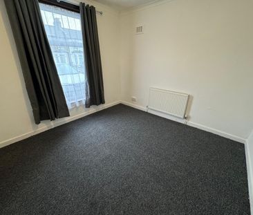 4 Bed Semi-Detached House, Chester Road, IG3 - Photo 1