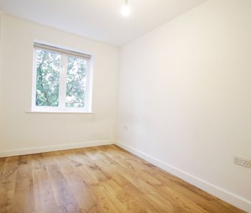 Hurley House, 31 Park Lodge Avenue, West Drayton, UB7 - Photo 2