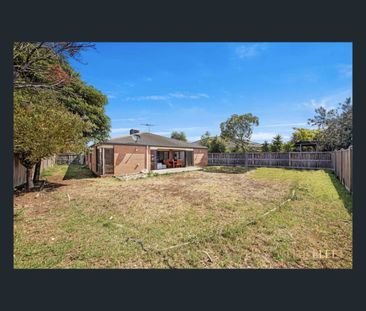 4 Conservation Drive, Tarneit, Vic 3029 - Photo 2