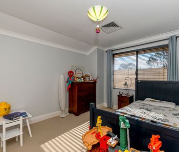 Beautiful Four Bedroom Home in Settlers Hill - Photo 3