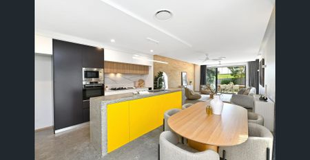 Luxurious Designer Living - Photo 3