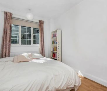 6 bedroom detached house to rent - Photo 3