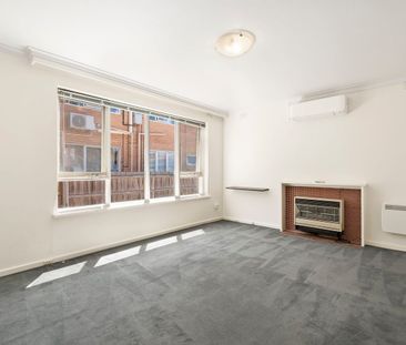 Neat One Bedroom Unit in Great Location - Photo 3