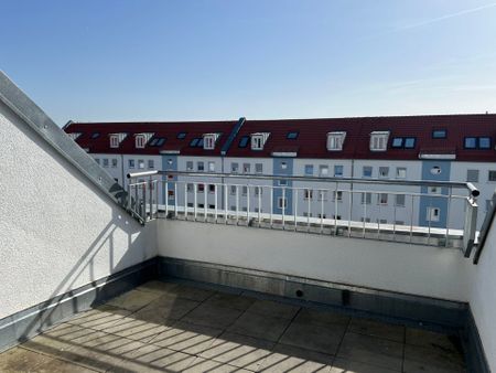 Über den Dächern der Stadt: 4-Zimmer-Maisonette-Wohnung mit Loggia - Foto 3