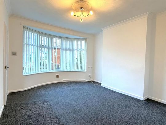 3 bedroom end of terrace house to rent - Photo 1