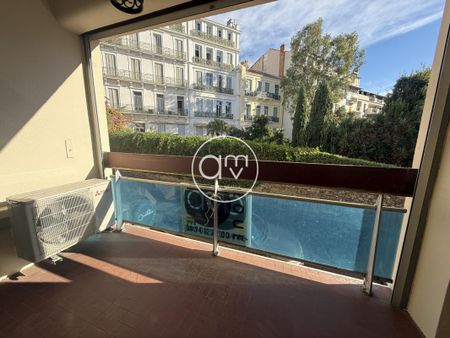 Location Appartement 1 pièce 33m² HYERES 83400 - Photo 5