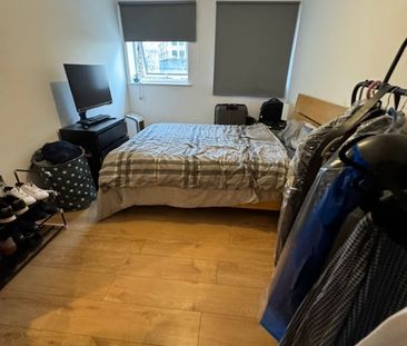 Room in a Shared Flat, Central House, E15 - Photo 3