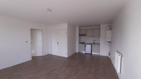 location Appartement T2 DE 43.23m² À EPINAY SUR ORGE - Photo 3