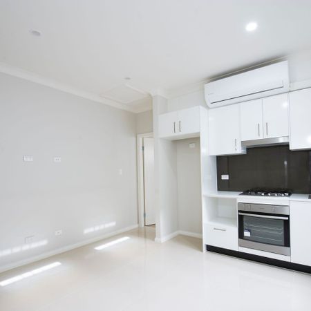 Prime Location – Immaculate Granny Flat For Rent!! - Photo 3