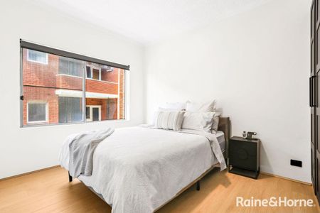 Newly Renovated 2 Bedroom Unit - Photo 3