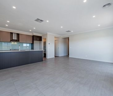 Low Maintenance Family home - Photo 2