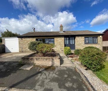 2 bedroom detached bungalow to rent - Photo 2