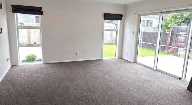 Modern Family Home - Photo 1