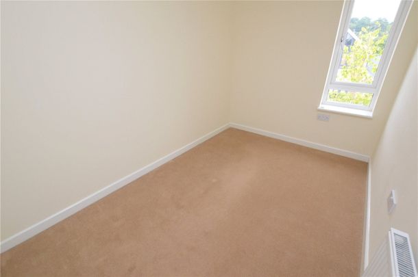 Plantation Way, Torquay, Devon, TQ2 - Photo 1