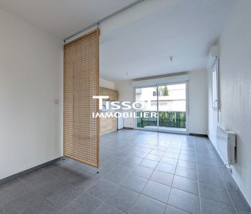 Location Appartement 1 pièce 32m² NIMES 30000 - Photo 1