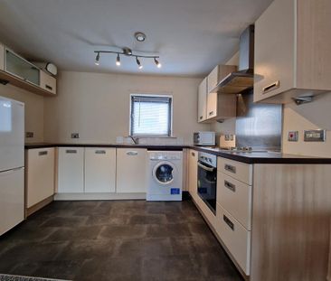 1 bedroom ground floor flat to rent - Photo 3