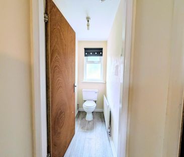 3 bedroom semi-detached house to rent - Photo 5