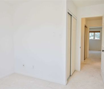 For Lease - 8 Samantha Circle, Richmond Hill, Ontario - Photo 4